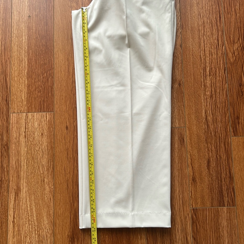Uniqlo Pleated Wide Pants Ivory in XS EUC - Picture 7 of 7